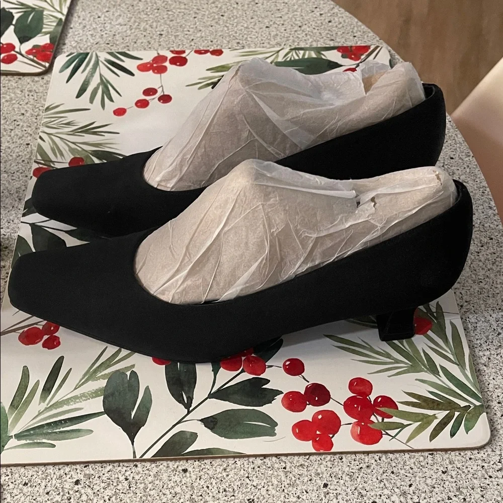 Stuart Weitzman Elegant Black Women's Shoes